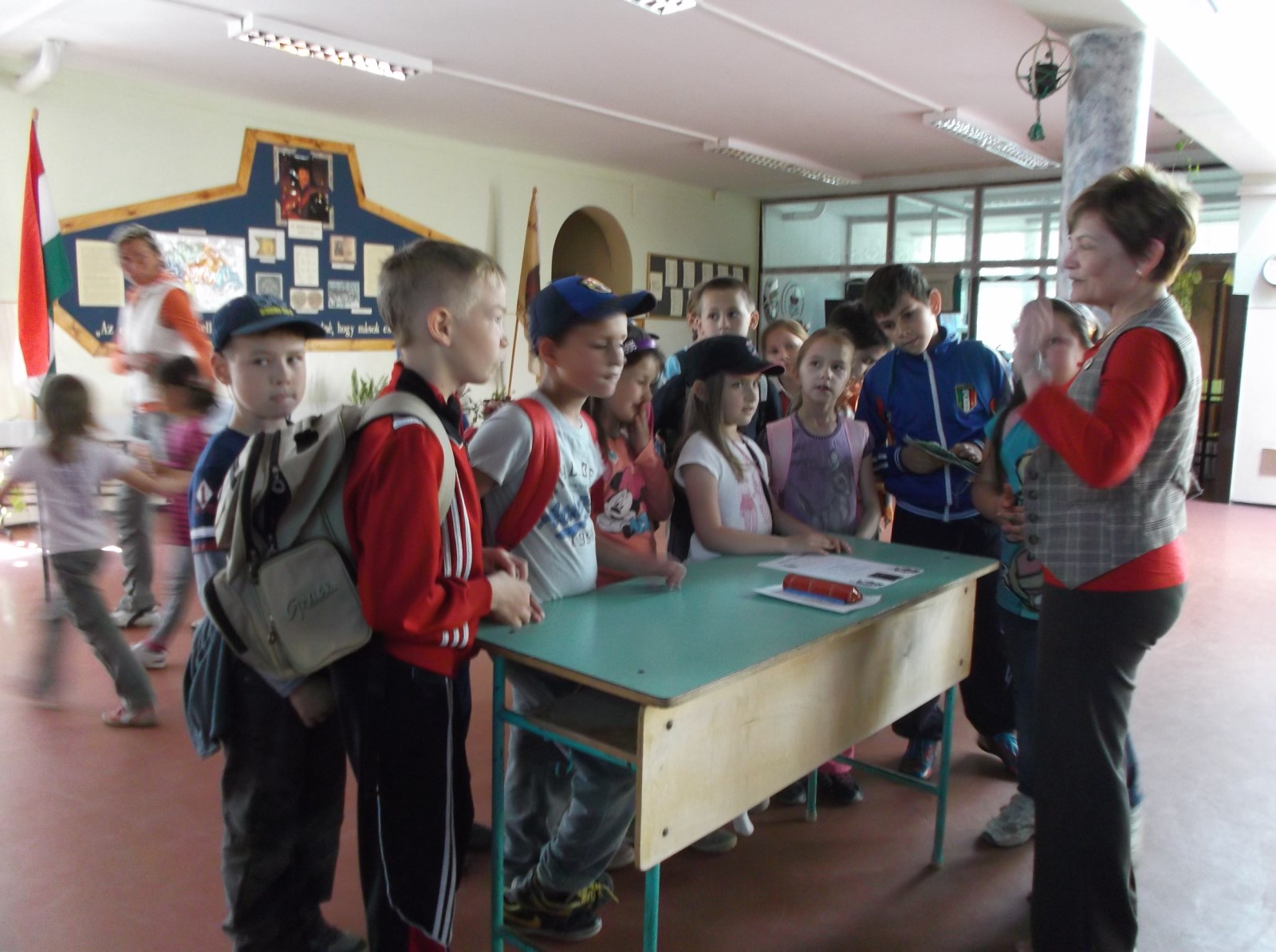20140516 madarakesfaknapja01